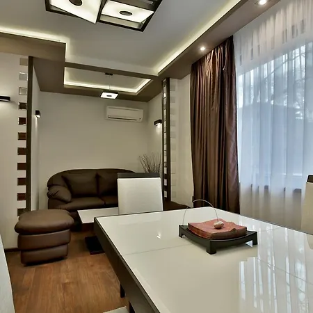 Relax 1&2 Апартаменты