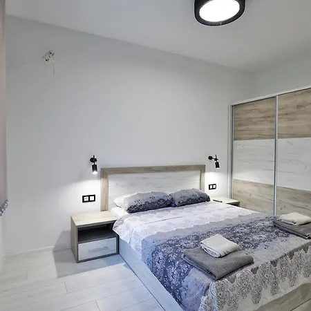 Relax 1&2 Апартаменты *