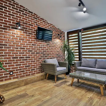 Relax 1&2 Apartment Warna